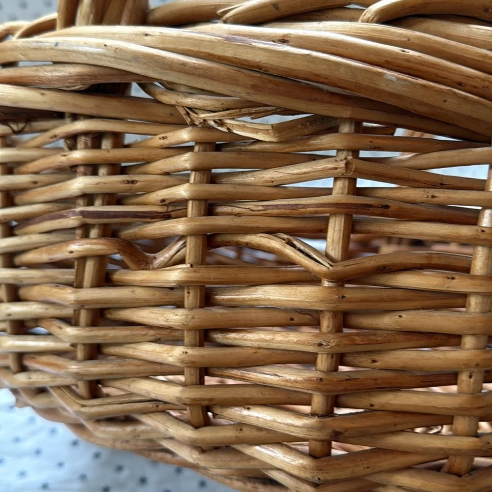 Vintage Wicker Oblong Large Handled Gathering / Storage / Display Basket 17”x15”